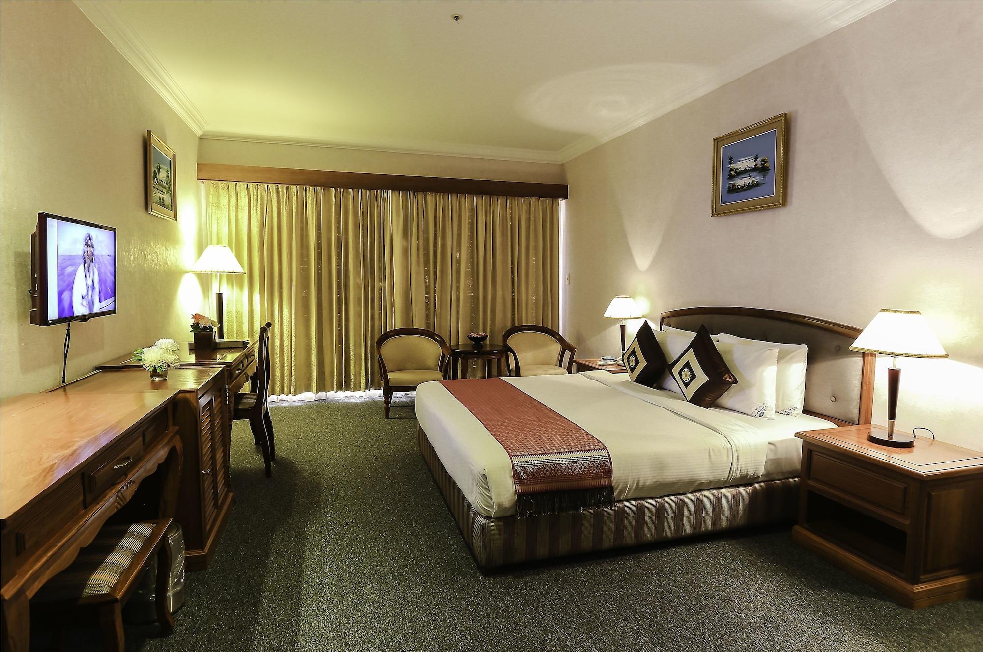 Angkor Howard Hotel Siem Reap Exterior photo